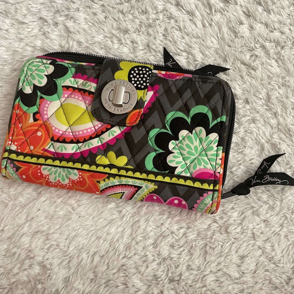 Vera Bradley Wallet NWOT